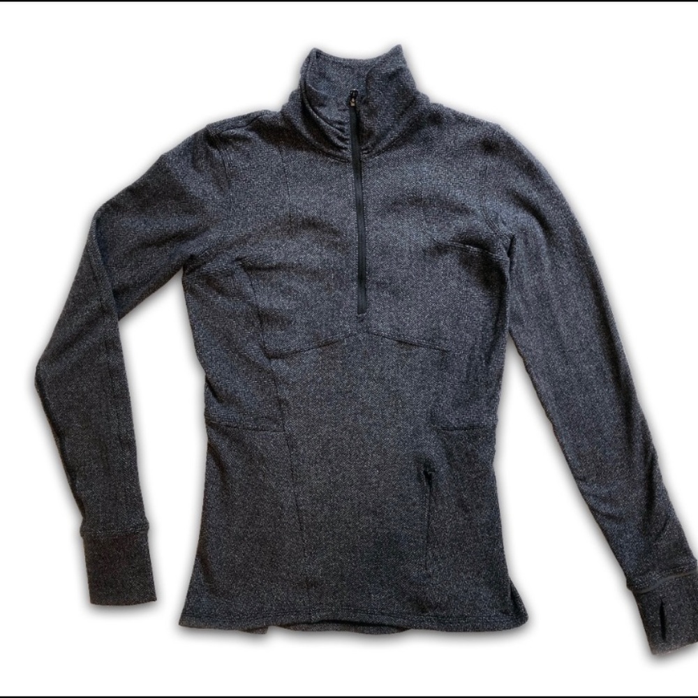 Lululemon 1/4 Zip LS Top EUC